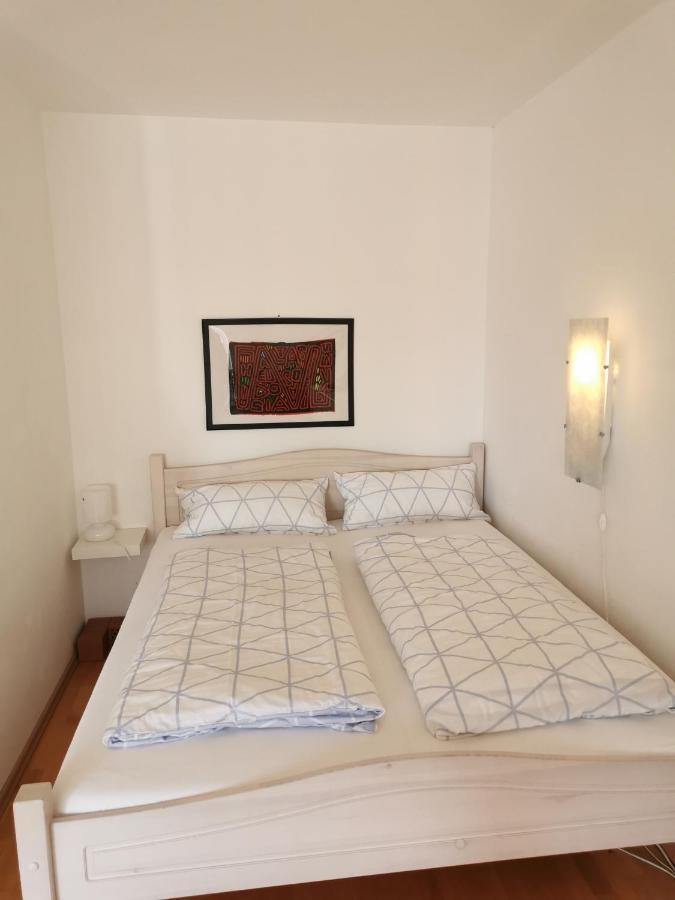 Apartment บาดไรเฮนฮัล ภายนอก รูปภาพ