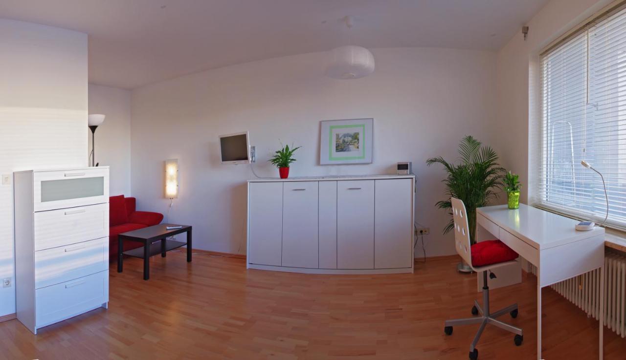 Apartment บาดไรเฮนฮัล ภายนอก รูปภาพ
